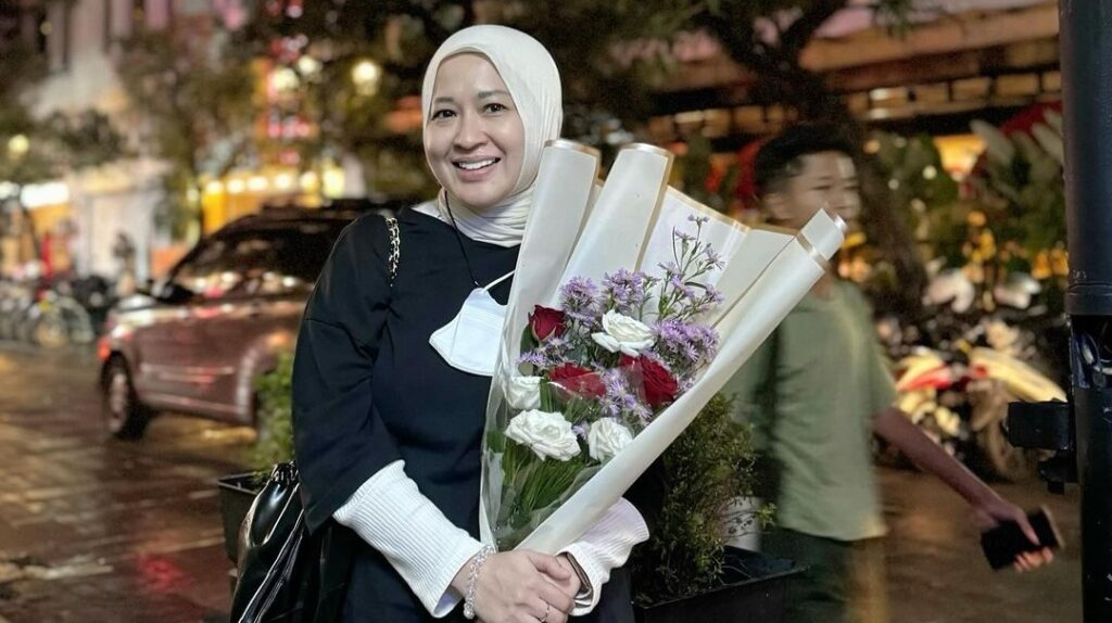 Okie Agustina Resmi Cerai [Instagram]