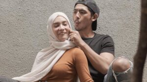 Putri Anne dan Arya Khan [Instagram]