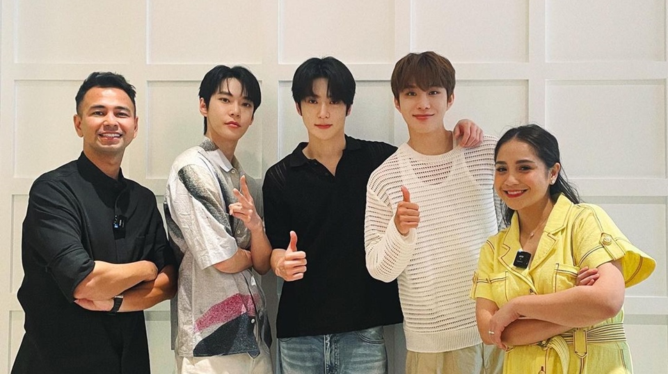 Raffi Ahmad Foto Bareng NCT 127 [Instagram]