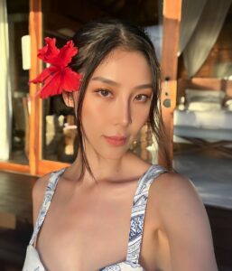 Putu Ayu Saraswati (Instagram)