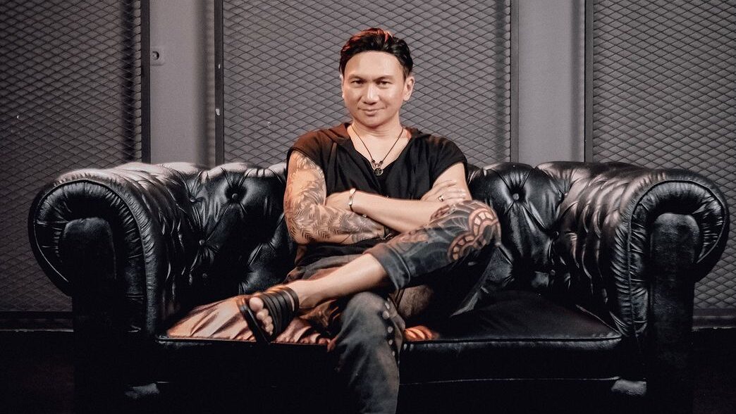 Anji dan tato di lengan kanannya [Instagram]