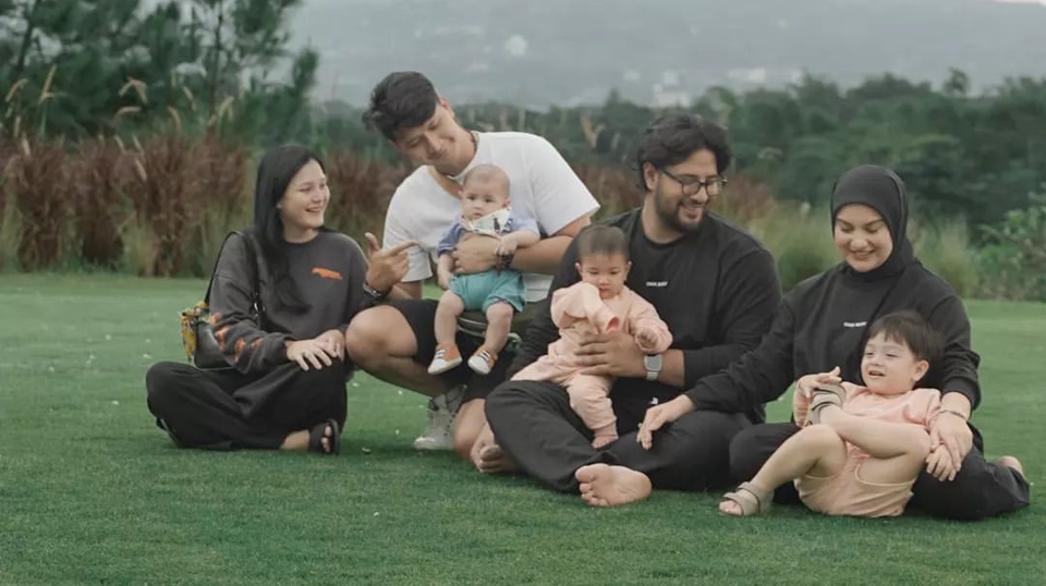 Masa Lalu Keluarga Irish Bella dan Ammar Zoni