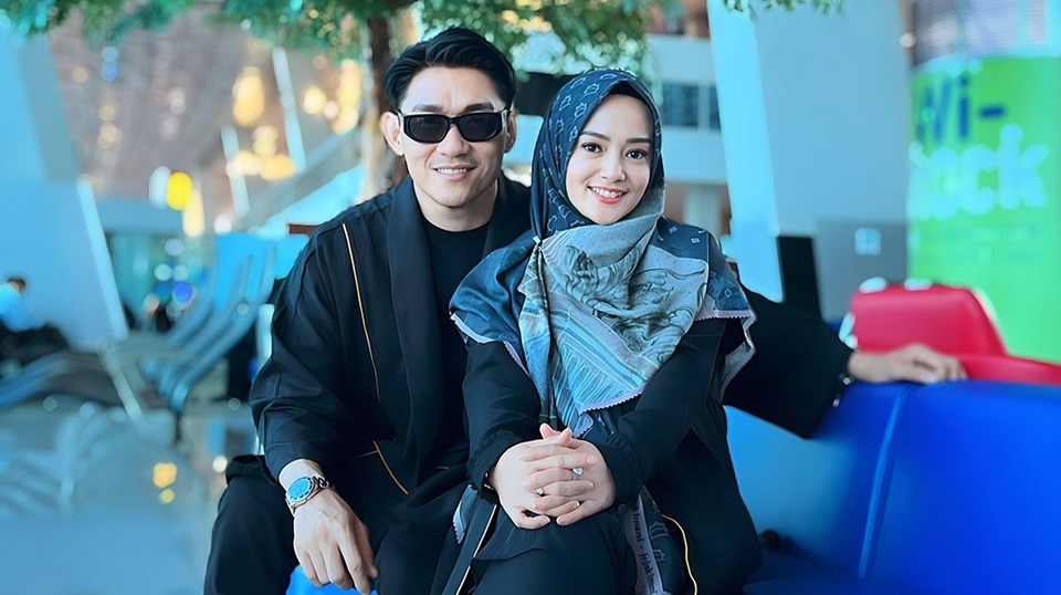 Citra Monica & Ifan Seventeen Ziarah Makam Dylan [Instagram]