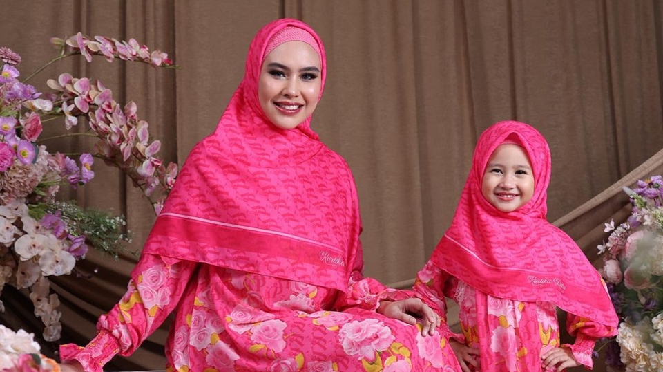 Kartika Putri dan Khalisa [Instagram]