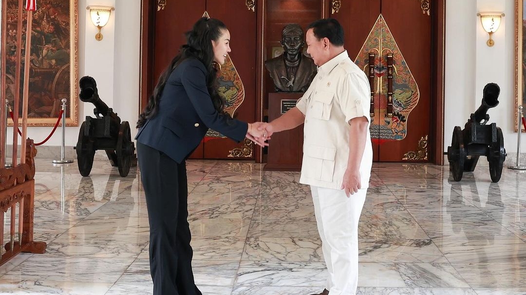 Nikita Mirzani Yakin Prabowo Sedang Difitnah