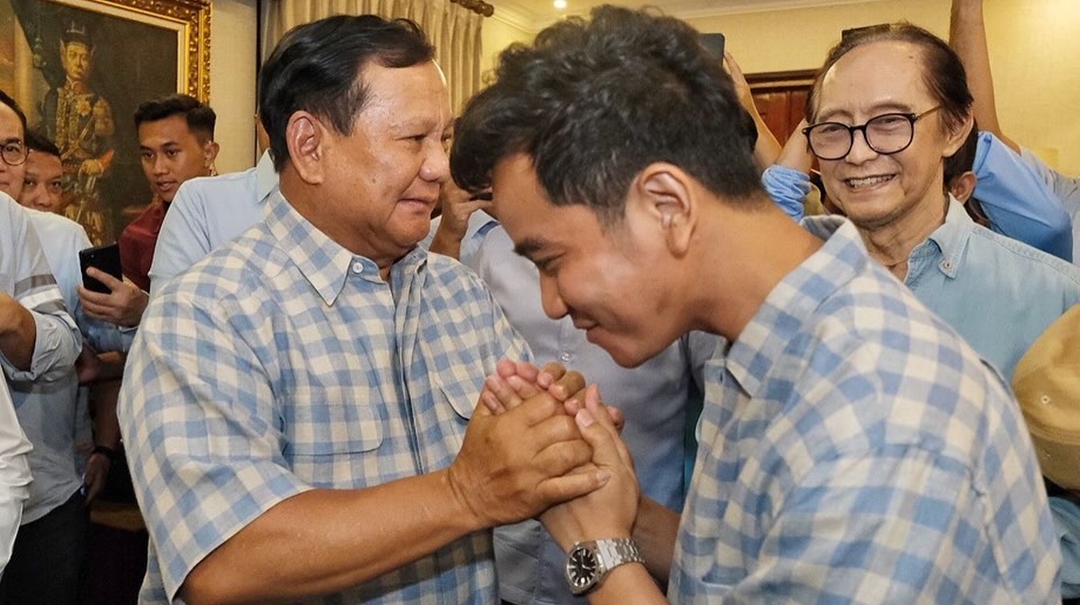 Tompi Beri Hadiah Operasi Kantung Mata Gratis untuk Prabowo dan Gibran Rakabuming