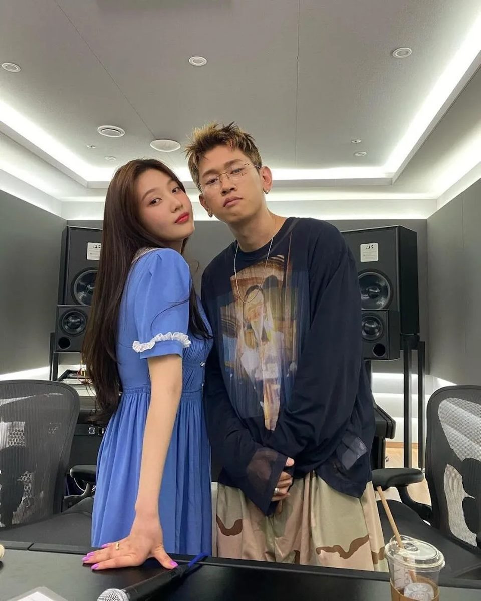 Joy Red Velvet dan Crush [Instagram]