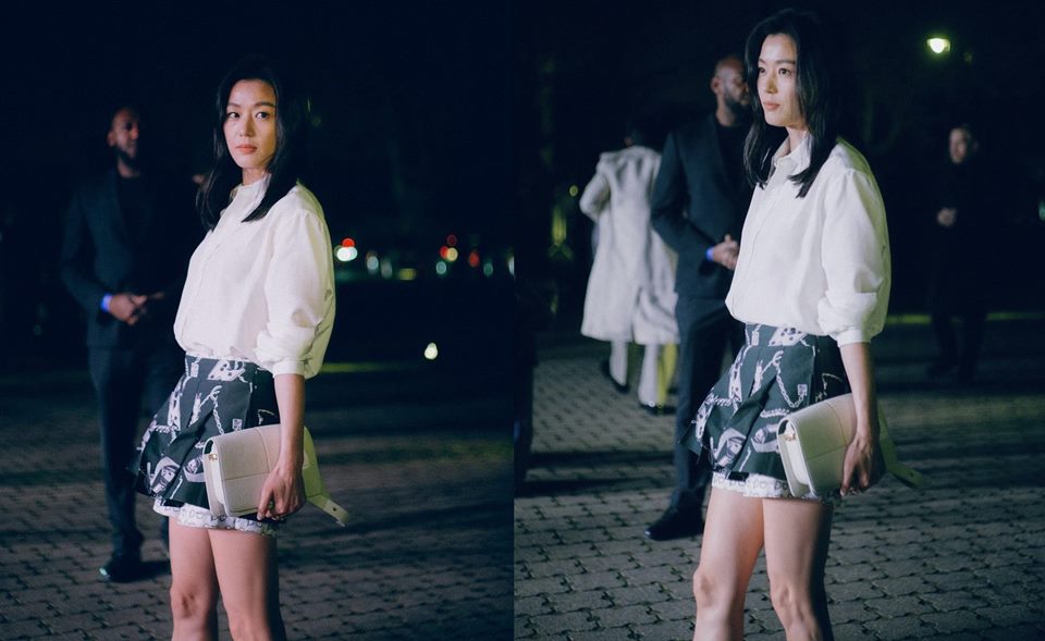 Jun Ji Hyun untuk Burberry [x.com]
