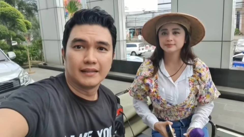 Aldi Taher, Dewi Perssik [Instagram]
