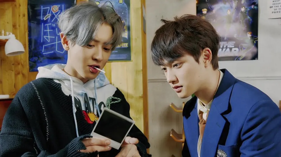 Chanyeol dan D.O. EXO