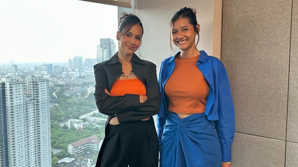 Pevita Pearce dan Klaudia Kristi