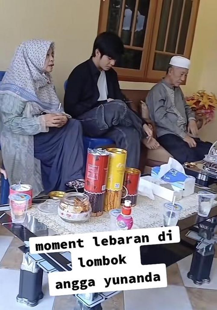 Angga Yunanda Pulang Kampung