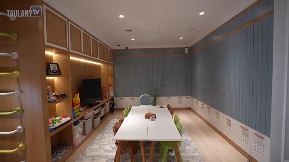 Potret Rumah Raffi Ahmad dan Nagita Slavina (YouTube/TAULANY TV)