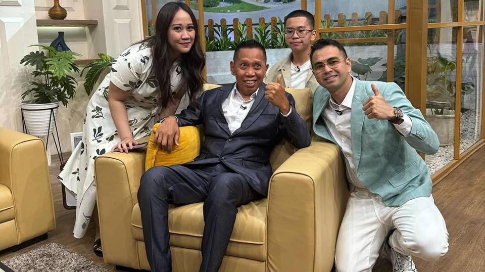 Raffi Ahmad bersama Tukul Arwana dan Anak-anaknya