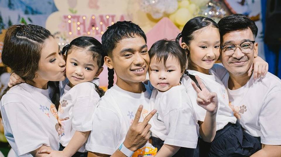 Potret Kompak Ruben Onsu dan Sarwendah Rayakan Ultah Anak [Instagram]