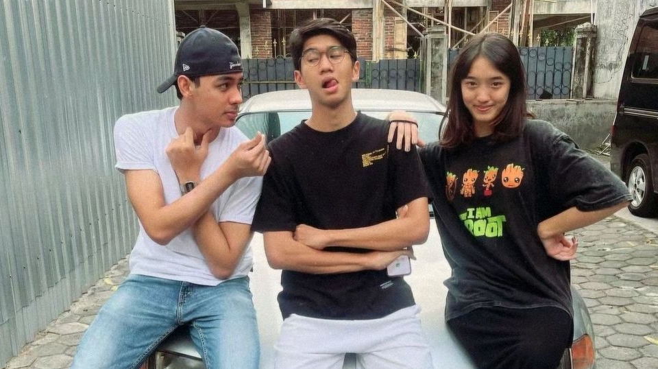 Potret Aishameglio bareng Adik dan Sepupu Ganteng [Instagram]
