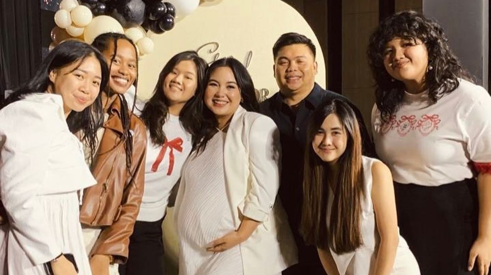 Angelica Manopo Ungkap Jenis Kelamin Anak Pertama