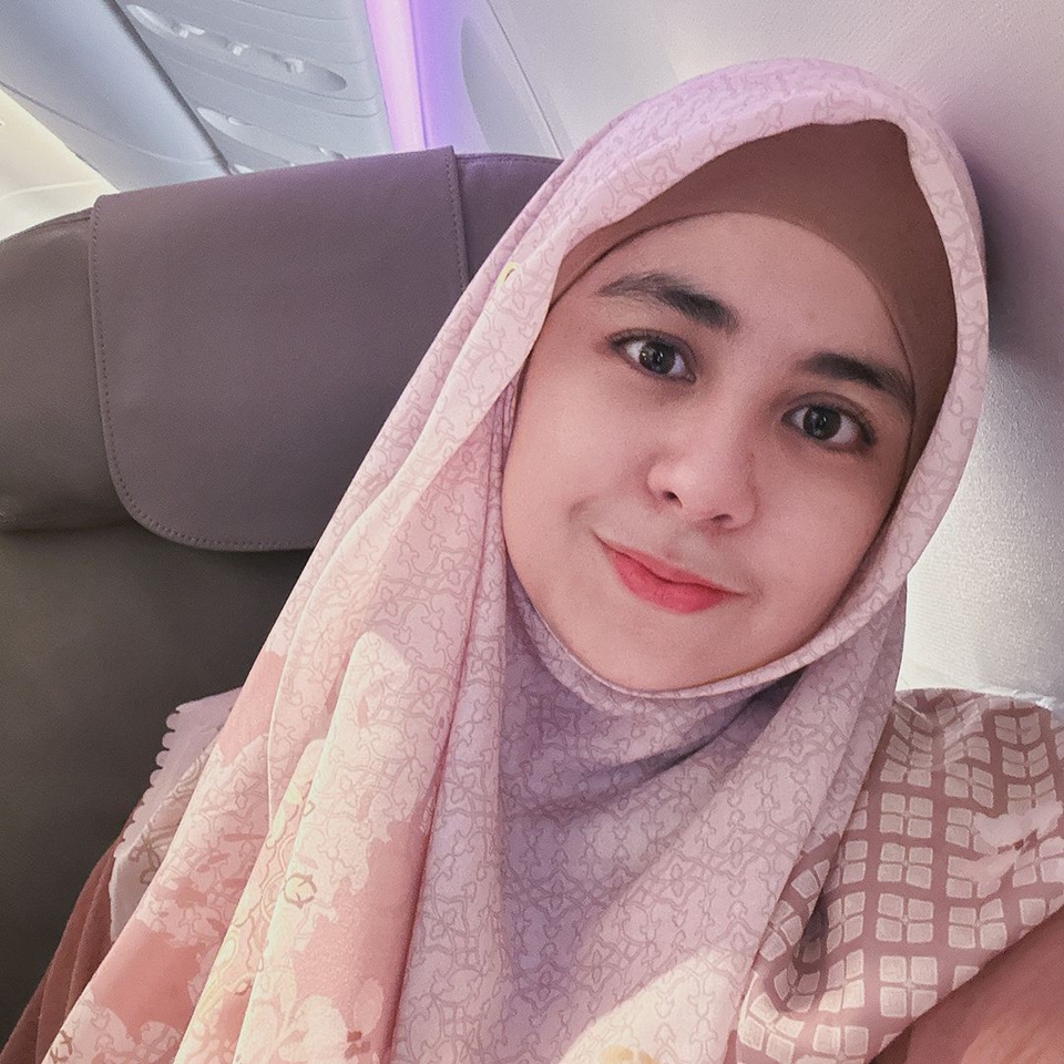 Risty Tagor Berangkat Haji [Instagram]