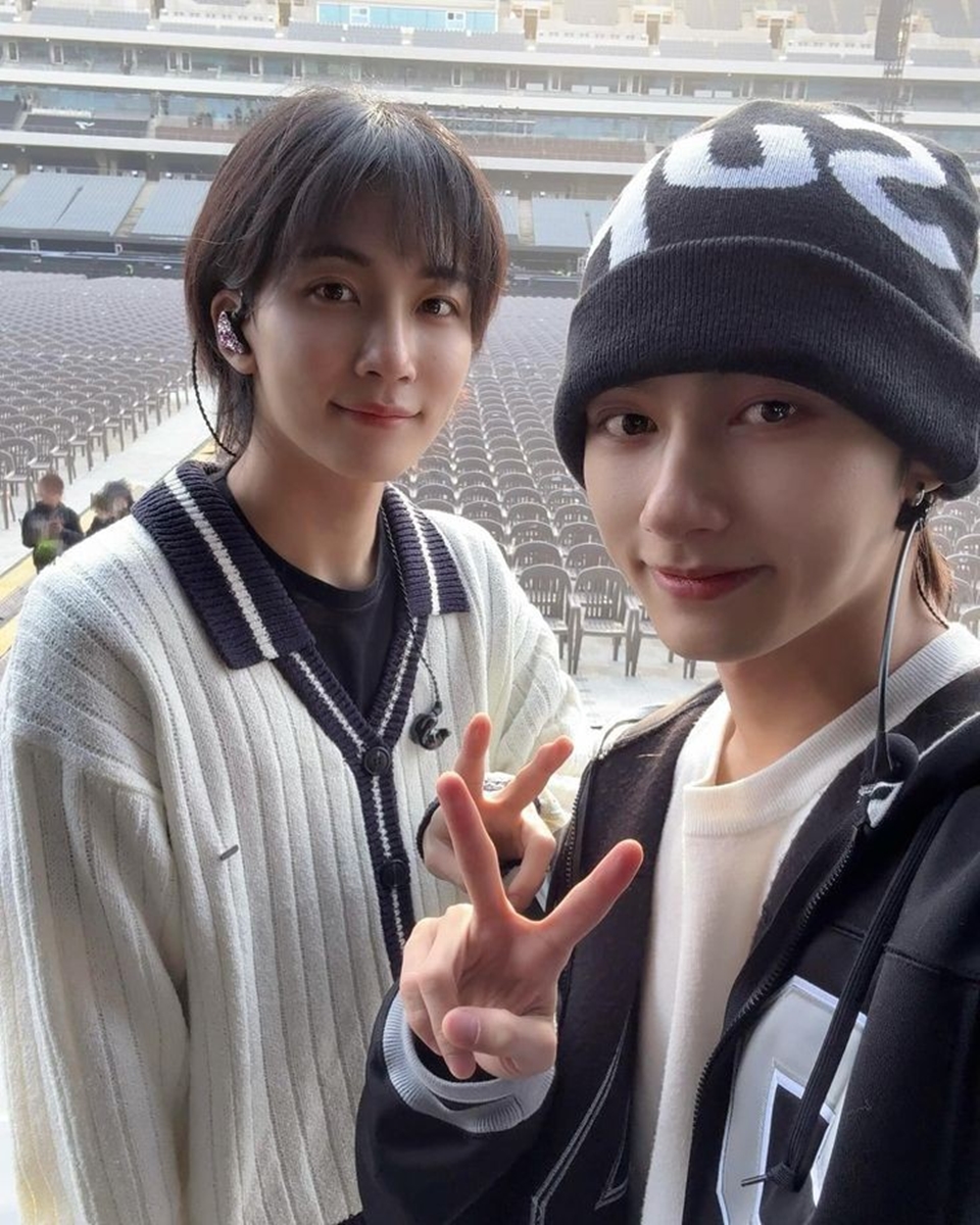 Jeonghan dan Jun SEVENTEEN [x.com]
