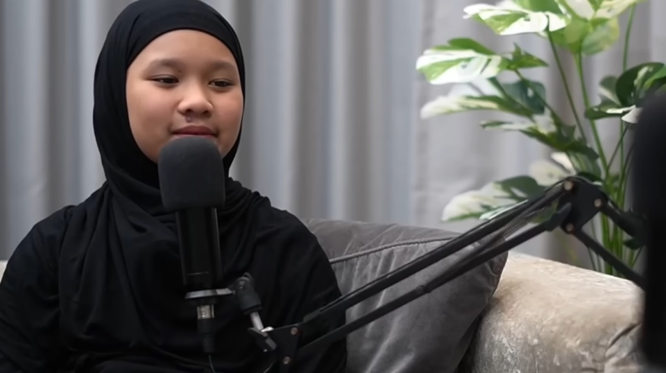 Inara Rusli Podcast Bareng Starla [YouTube]