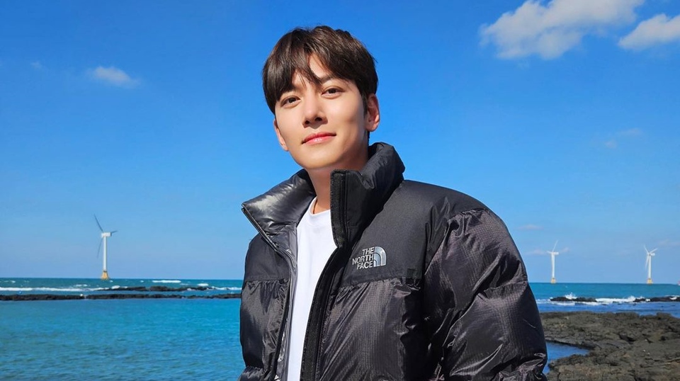 Ji Chang Wook [Instagram]