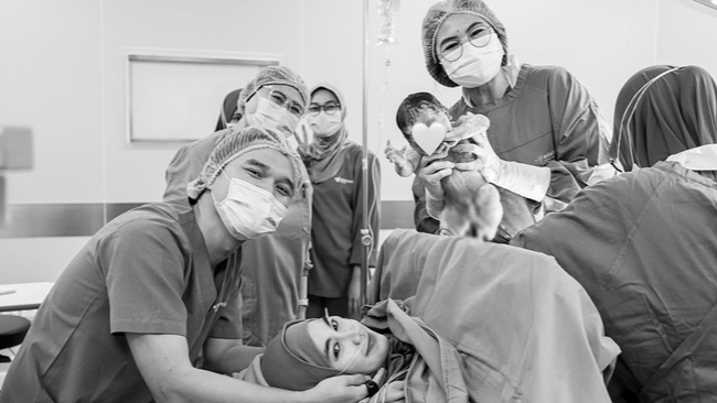Anisa Rahma Melahirkan Anak Ketiga [Instagram]