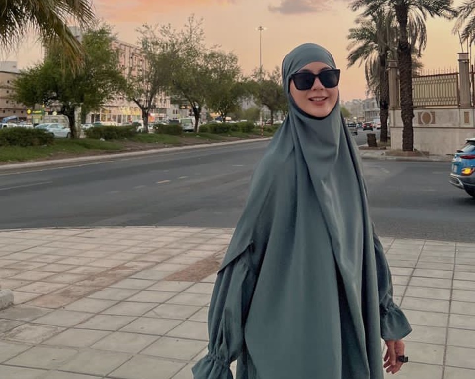 Potret Umroh Paula Verhoeven [Instagram]