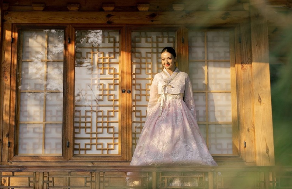 Raline Shah Pakai Hanbok Ikut Rayakan Chuseok [Instagram]
