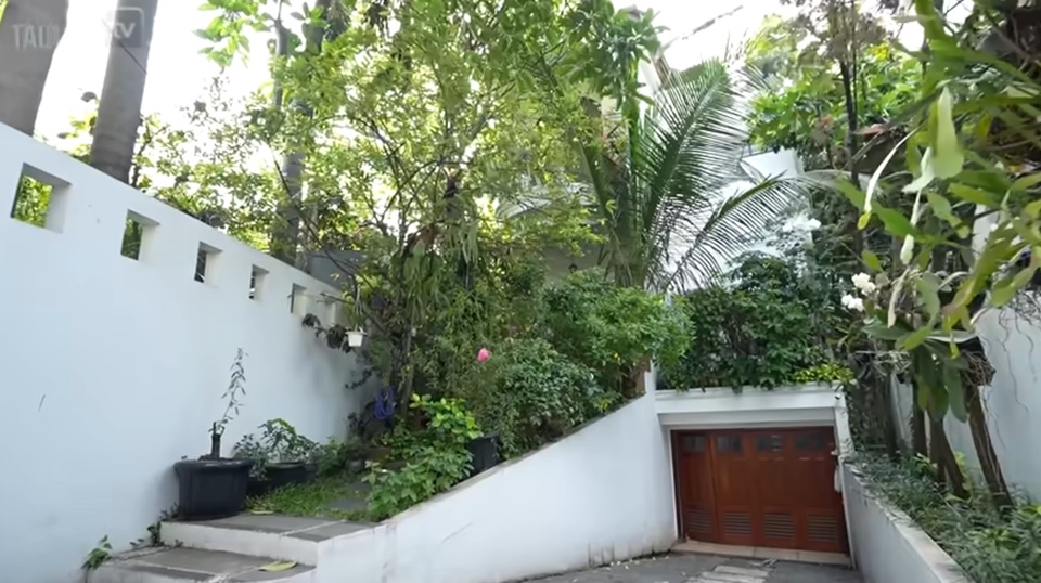 Rumah Mewah dr. Boyke [YouTube]