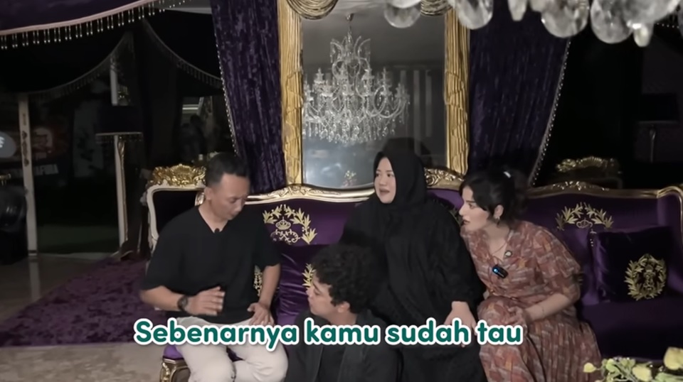 Tasya Farasya Komunikasi Dengan Khodam Penjaga [YouTube]
