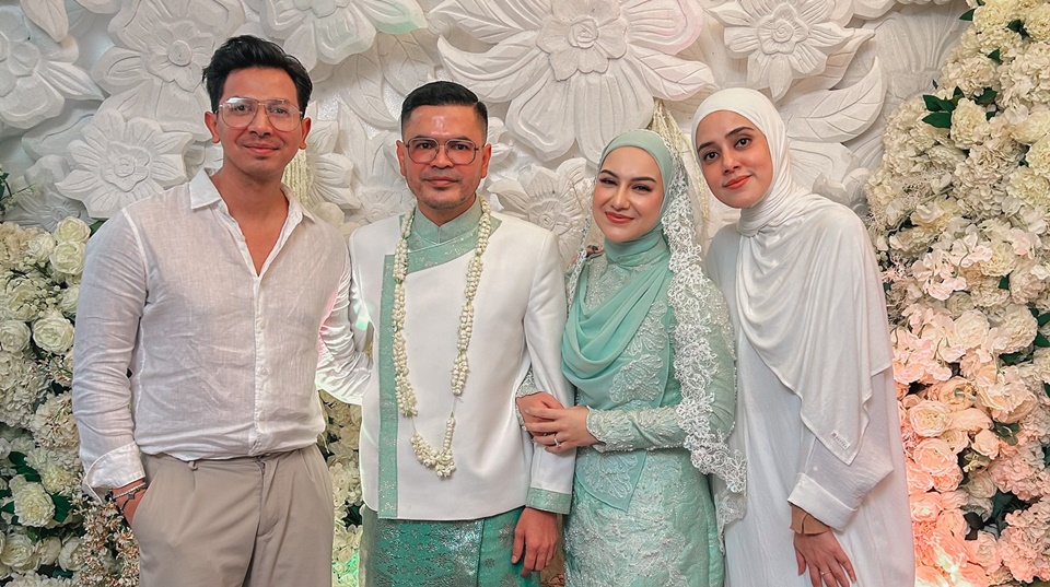 Fairuz A. Rafiq & Sonny Septian di Pernikahan Irish Bella [Instagram]