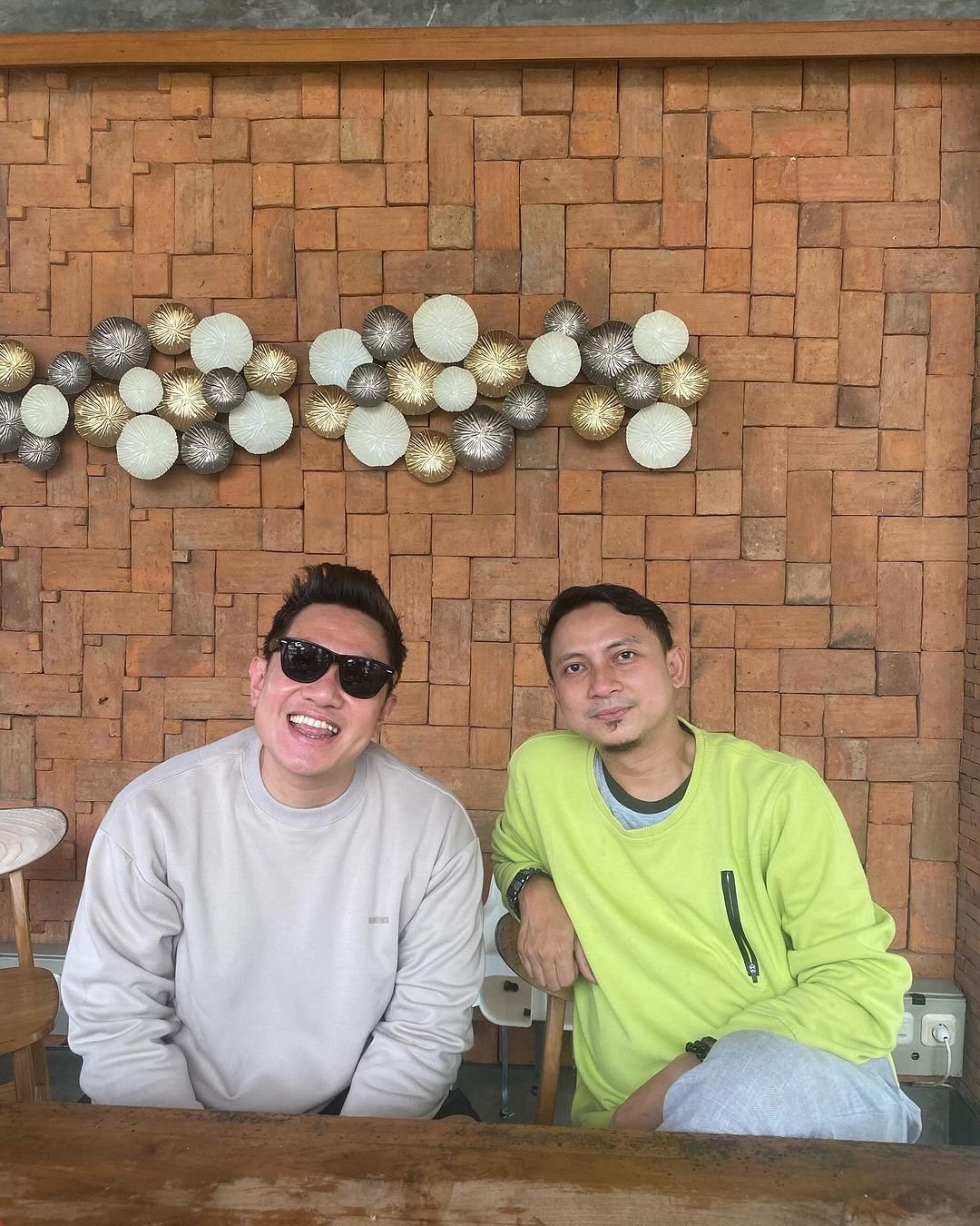 Melki Bajaj dan Aden Bajaj. [Instagram]