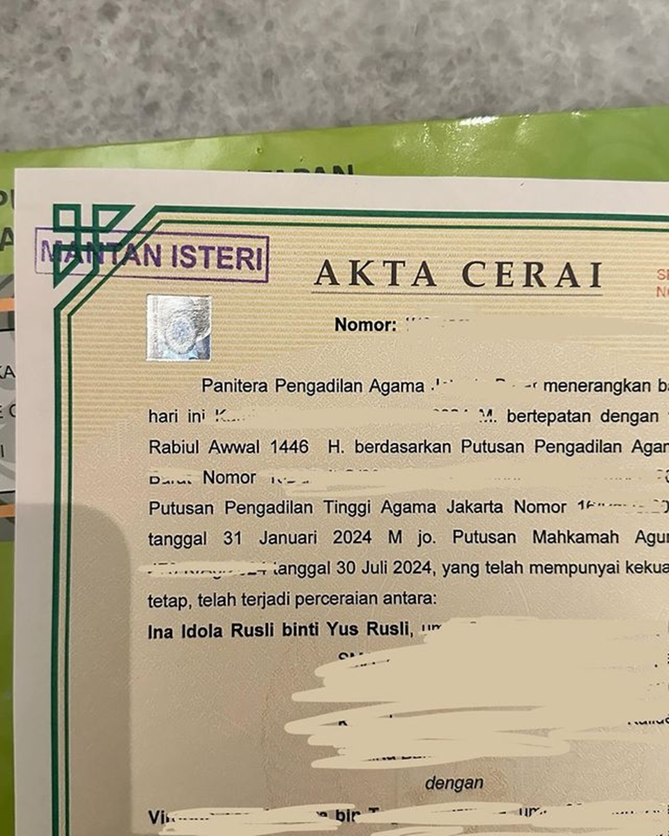 Akta Cerai Inara Rusli dan Virgoun