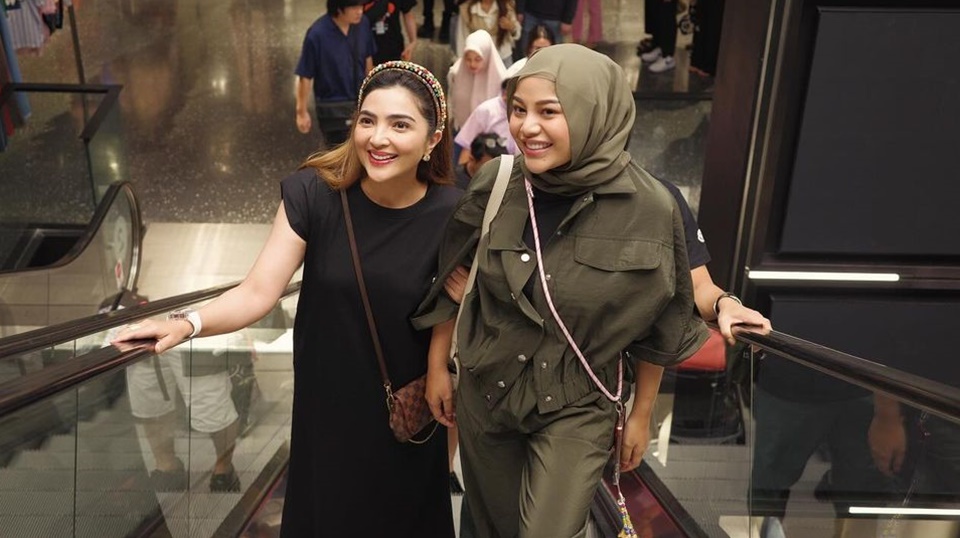 Ashanty Bareng Aurel Hermansyah di Bangkok [Instagram]