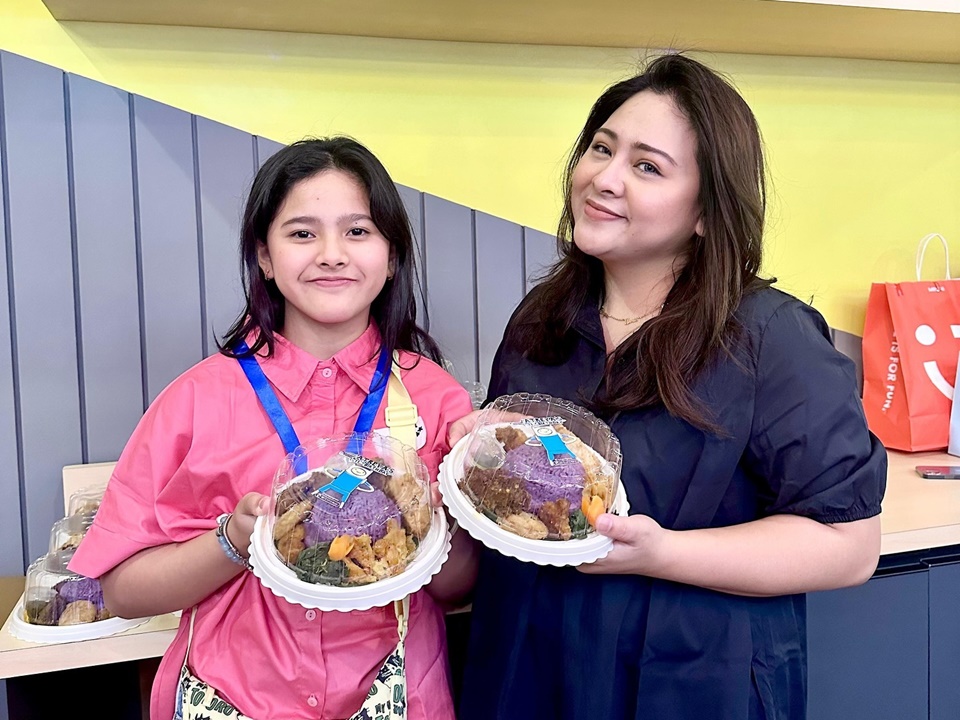 Perayaan Ultah Putri Sulung Audy Item [Instagram]