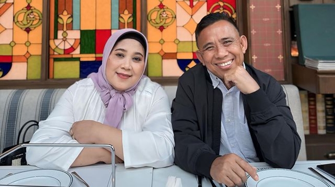 Ayah dan Ibu Kiky Saputri