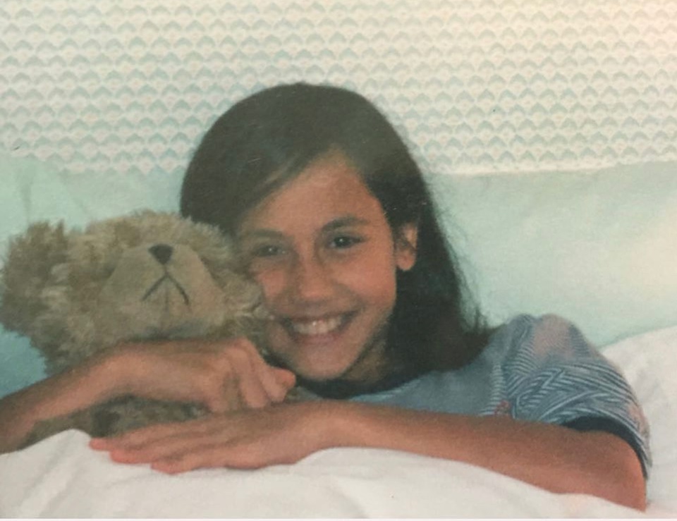 Foto Masa Kecil Pevita Pearce [Instagram]