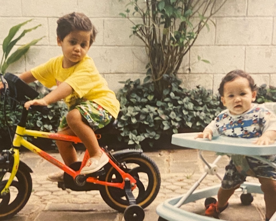 Foto Masa Kecil Pevita Pearce [Instagram]