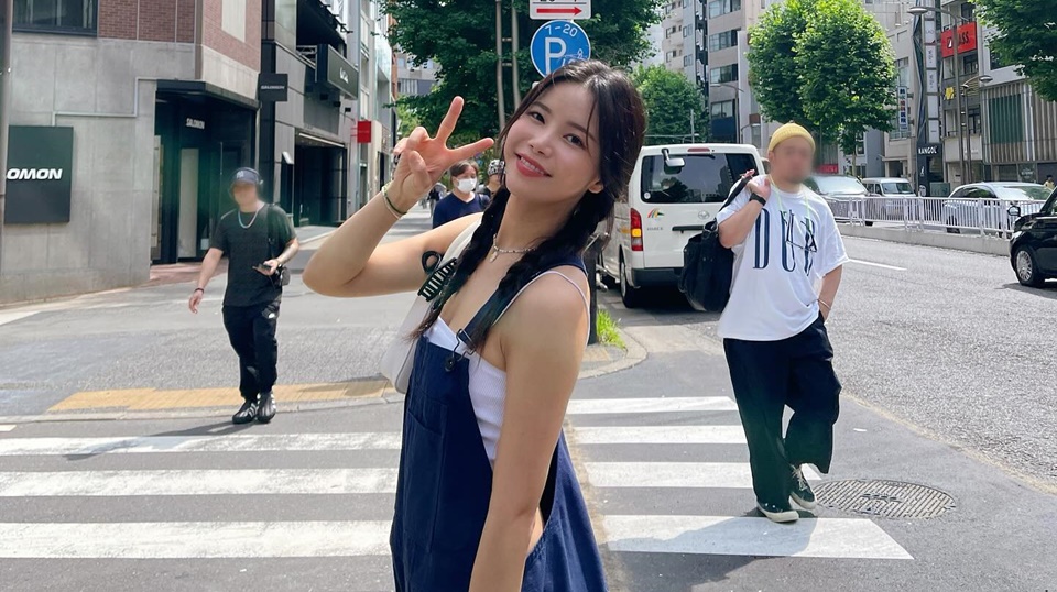 Solar MAMAMOO Kunjungi Gay Club di Itaewon [Instagram]