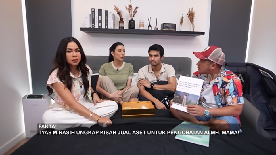 Tyas Mirasih Ungkap Perjuangan Untuk Pengobatan Mendiang Sang Mama [YouTube]