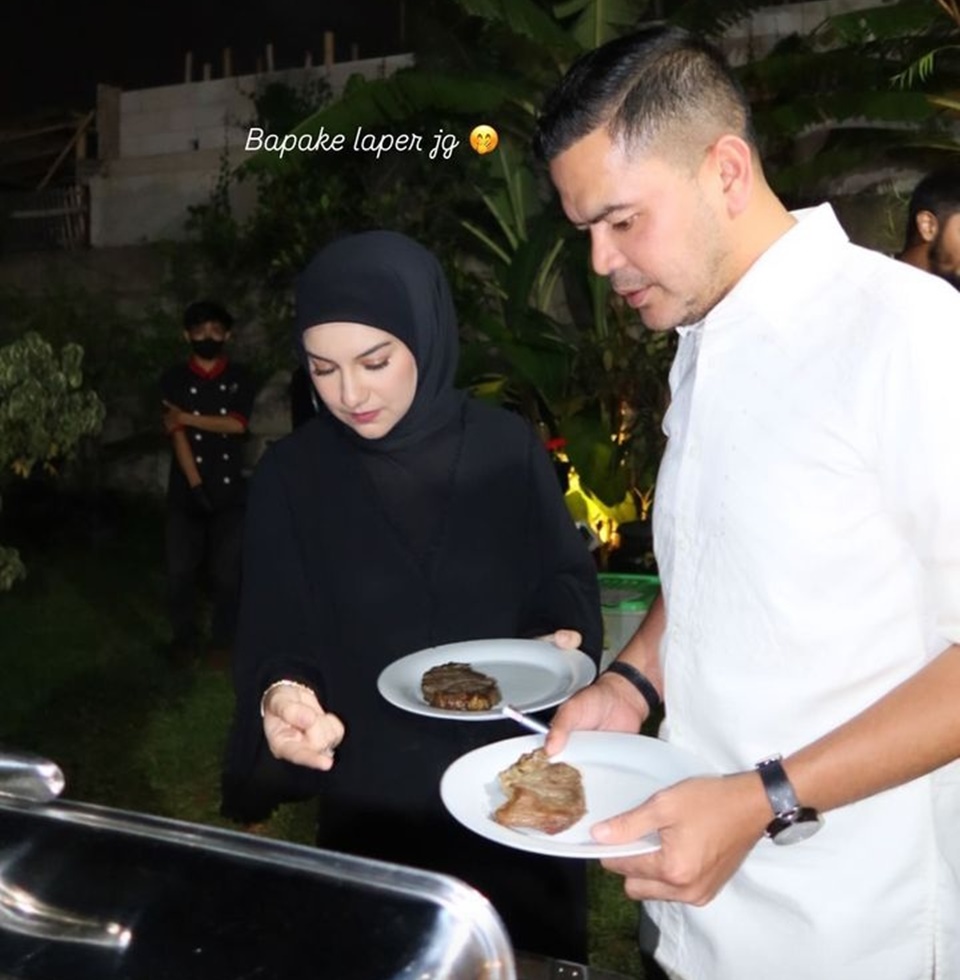 Potret Bahagia Irish Bella Dengan Suami Baru [Instagram]