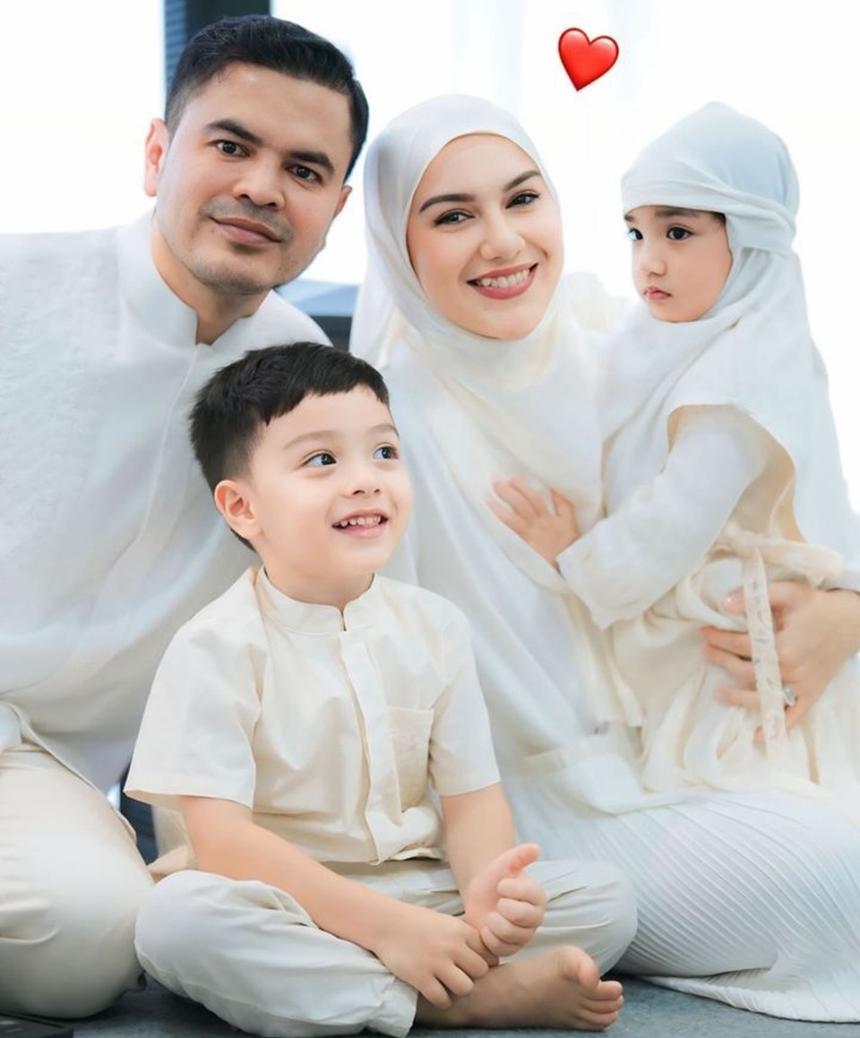 Potret Bahagia Irish Bella Dengan Suami Baru [Instagram]