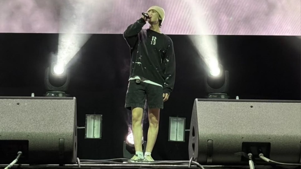 Chanyeol EXO Curhat Soal Hotel di Jakarta Saat Konser Solo [Instagram]