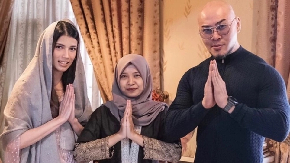 Sabrina Chairunnisa, Deddy Corbuzier, Melisa