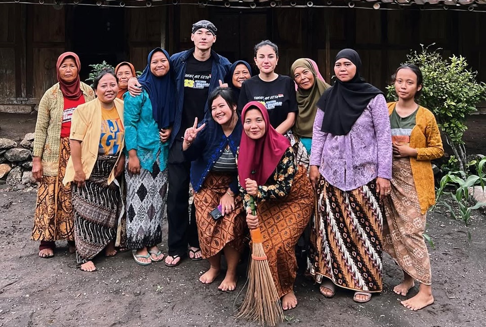 Fakta Menarik Hubungan Asmara Nikita Mirzani dan Matthew Gilbert [Instagram]