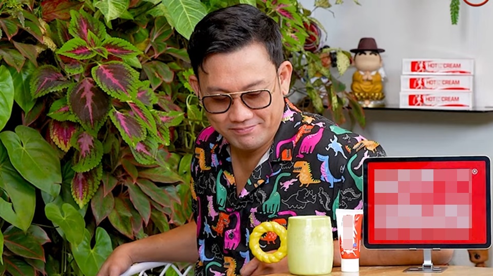 Denny Sumargo Nangis Dengar Cerita Hidup Talitha Curtis [YouTube]