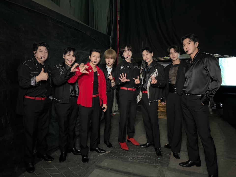 Super Junior di SMTOWN Live 2025