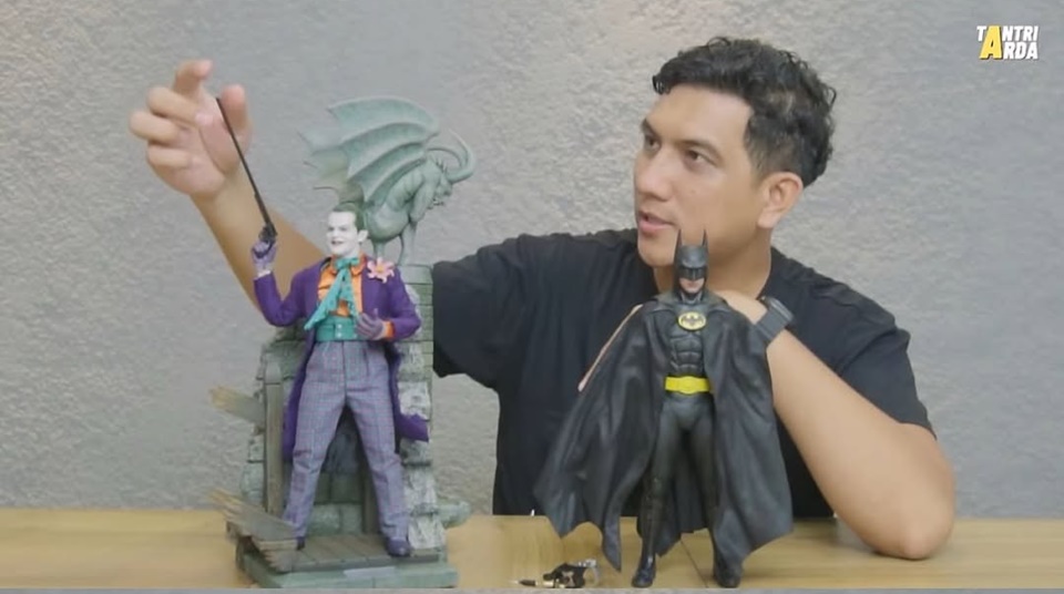 Tantri Kotak Ungkap Modus Suami Beli Action Figure [Instagram]