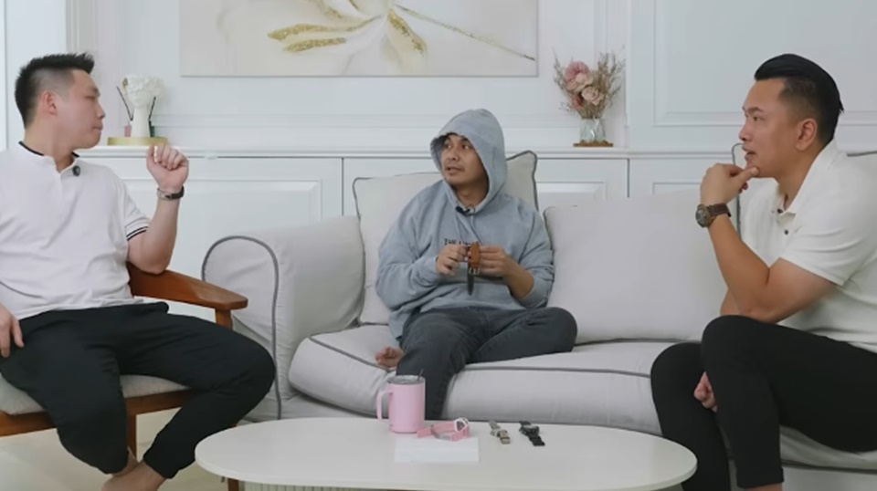 Cerita Raditya Dika Cari Jam Tangan Impian [YouTube]