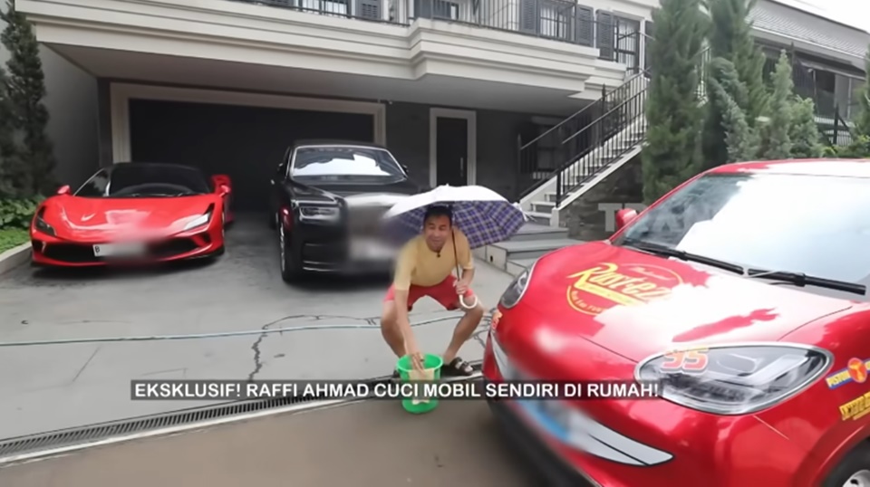 Ferarri Raffi Ahmad Seharga Belasan Miliar [YouTube]